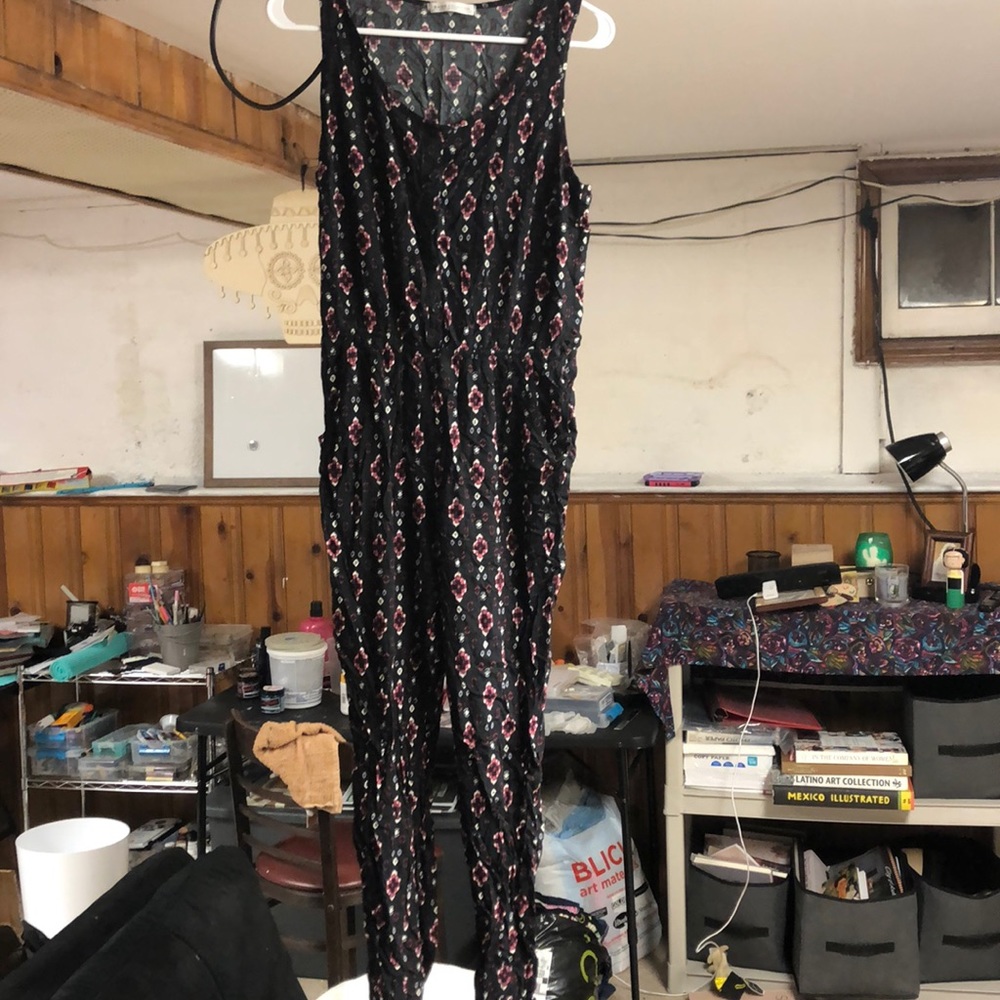 Pattern black jumpsuit